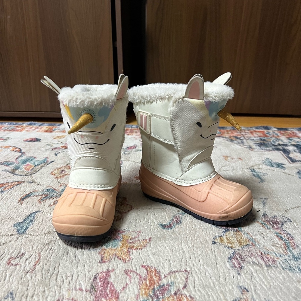 Target Cat & Jack Unicorn Snow Boots
